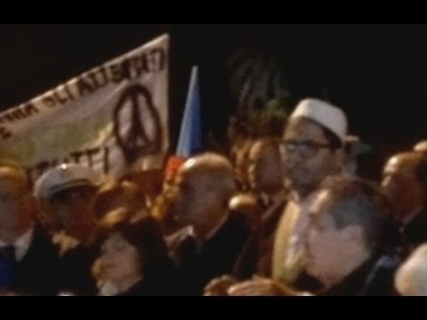 Caserta - Strage Parigi, l'Imam condanna attentatori: Per loro solo l'inferno (16.11.15)