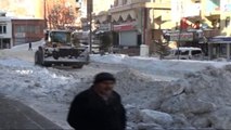 Hakkari Doğu'da Kar Esareti Sürüyor 1-