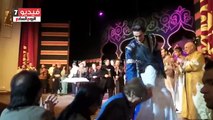 بالفيديو -تلبيس دبل- خطوبة هبة مجدى ومحمد محسن وسط جمهور المسرح القومى