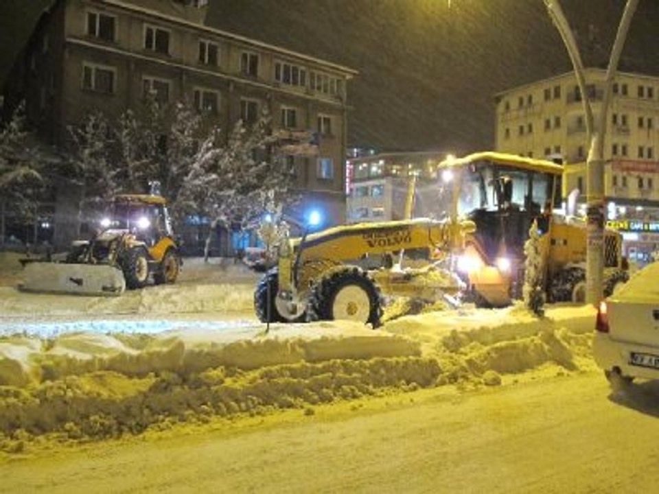 Kar Yağışı Durdu, Sibirya Soğukları Vurdu: Ardahan Göle -37.3