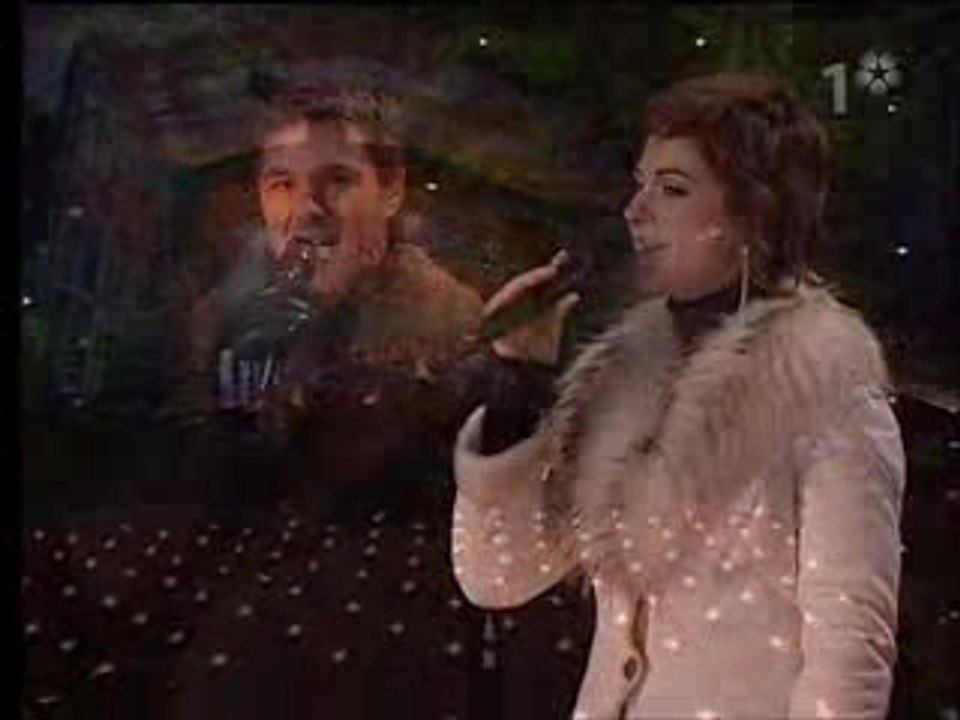 Peter Jöback and Sissel - Auld land syne