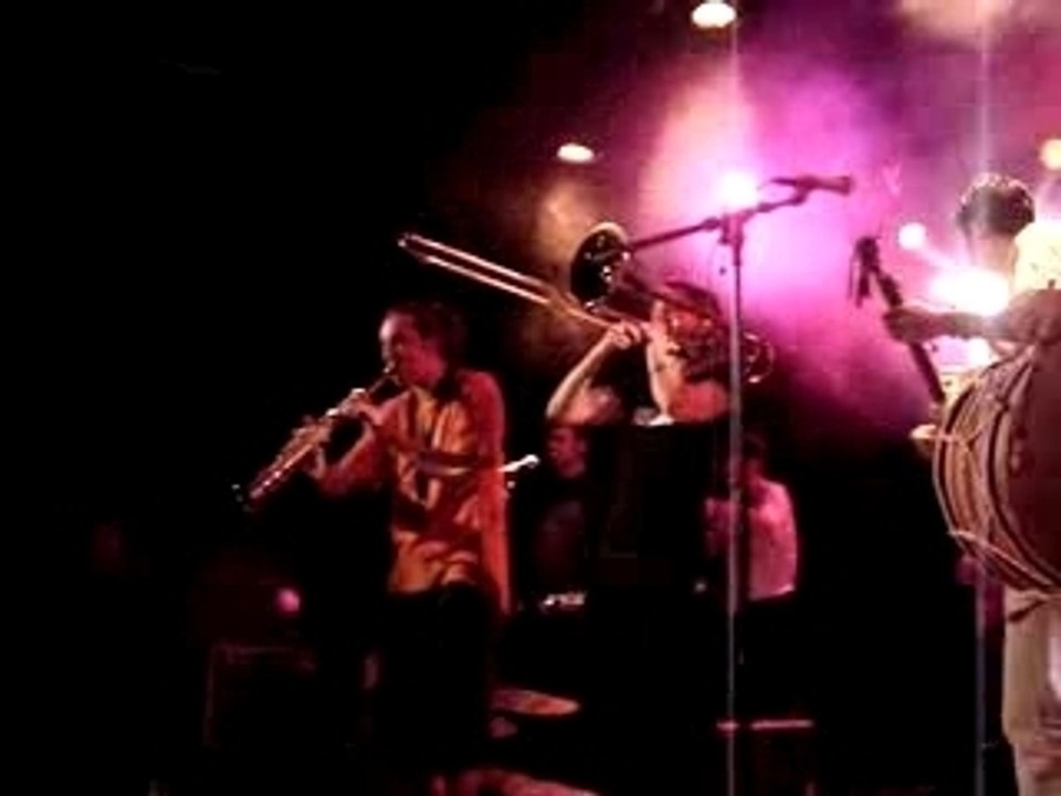 Djmawi et Joke sur scène