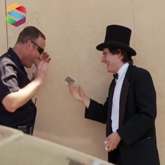 Street magic performance!