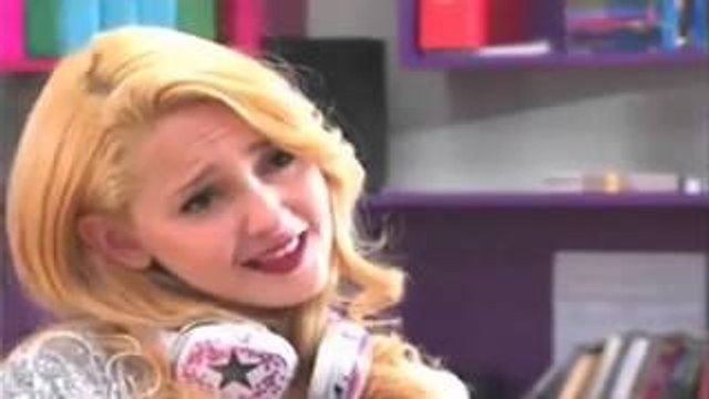 Violetta 2 - Federico canta a Ludmila Ti credo - Capitulo 49