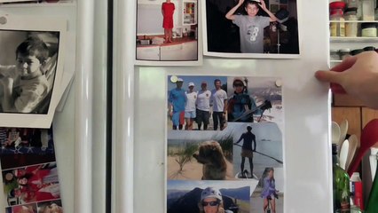 Il place un aimant à l'intérieur d'un interrupteur, la cause est géniale et très utile pour certains