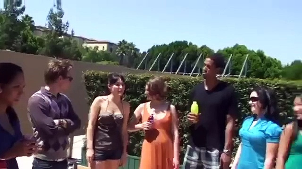 Il chute d'un immeuble pour sa demande en mariage