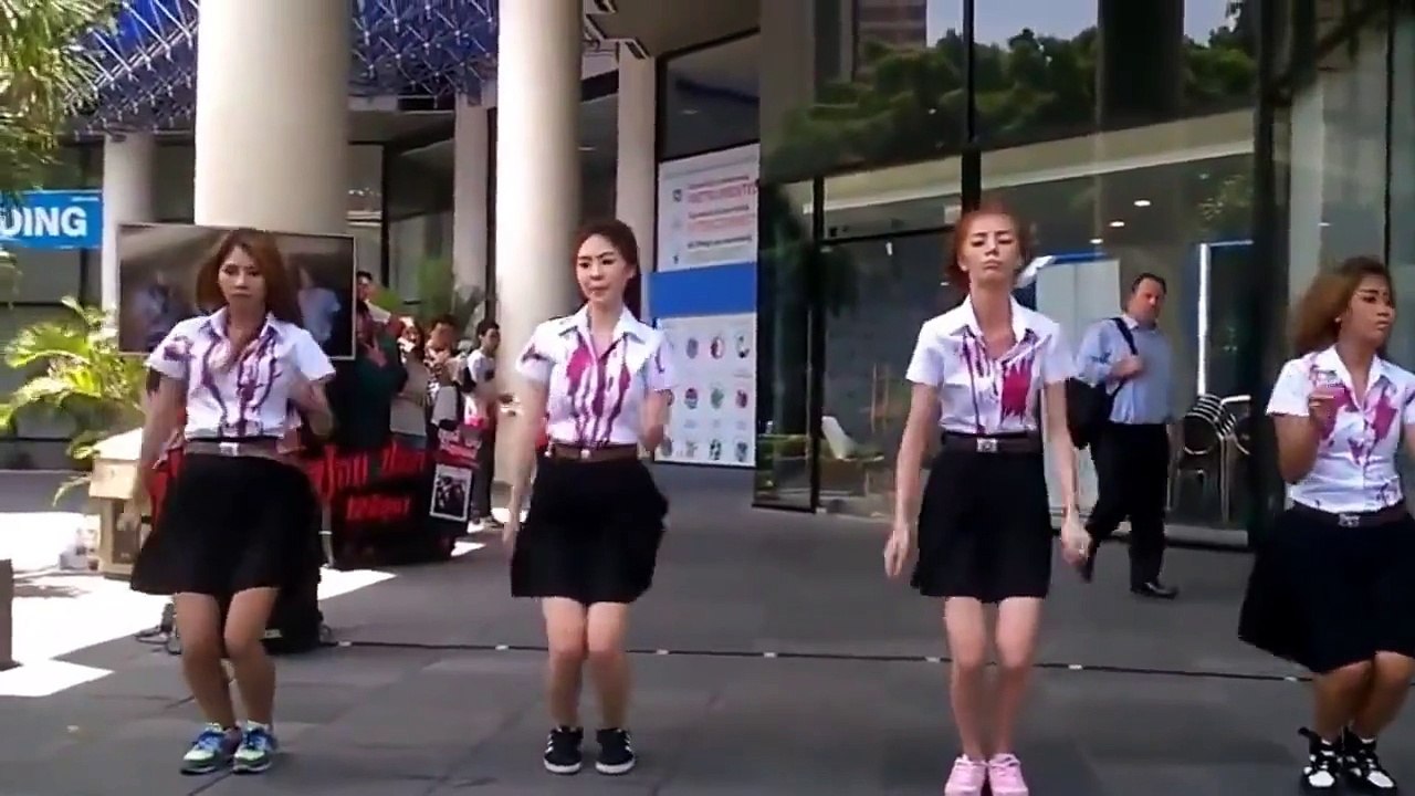 Bốn chữ lắm - Phiên bản Thái Lan - Hài Hước