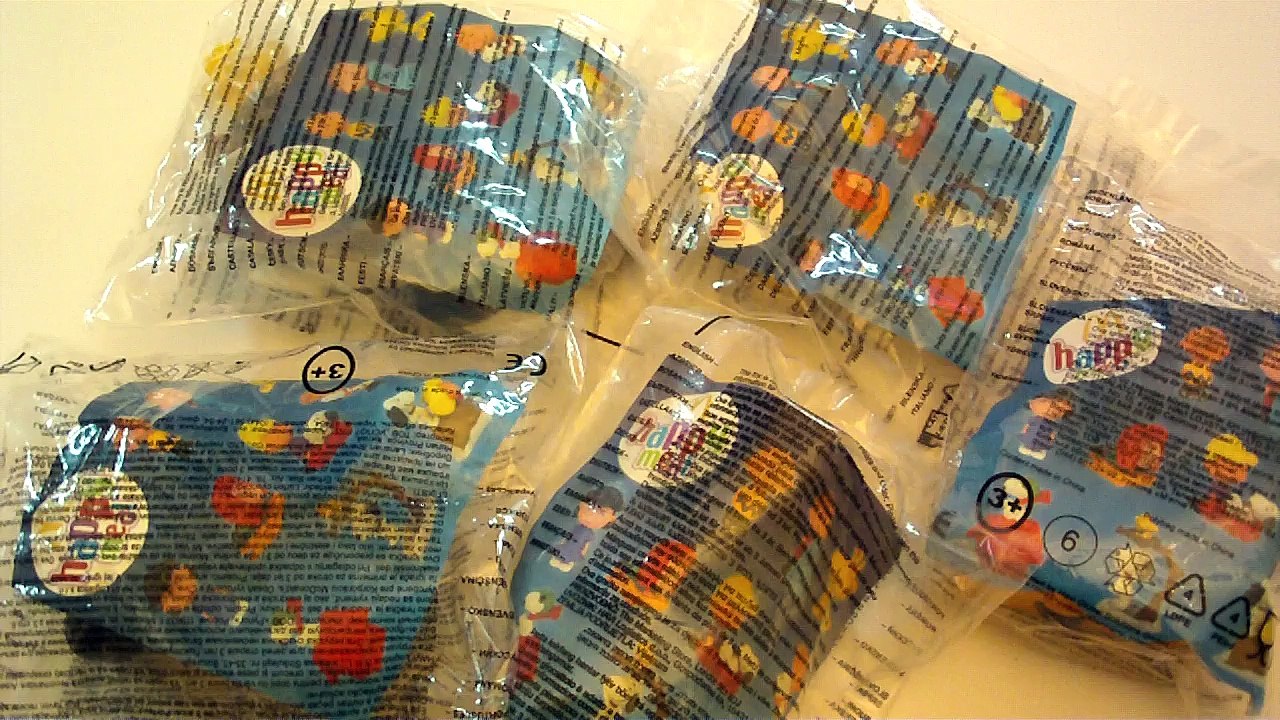 2015 (2) Снуппи и Чарли Браун: Мелочь пузатая в кино/Happy Meal MacDonalds Snoopy and Charlie Brown