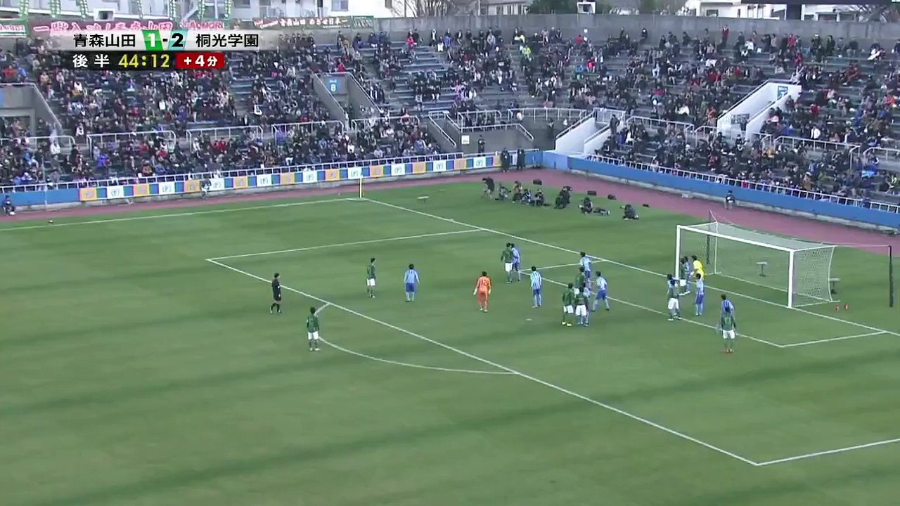 Long-range throw-in assist by Aomori Yamada High School in the Round of 16 of the 94th All Japan High School Soccer Tournament