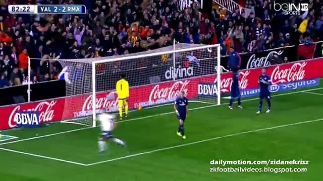 Paco Alcácer 2-2 Goal - Valencia v. Real Madrid 03.01.2016 HD