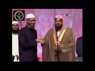 What Imam Macca Said When Dr. Zakir Naik Kissed Him
