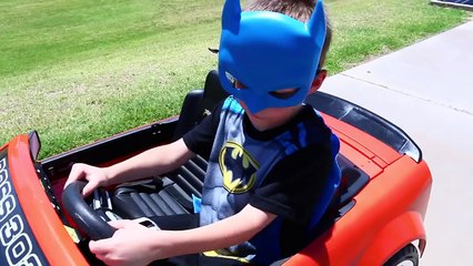 POWER WHEELS Superhero BATMAN Fights Crime with Mustang Powerwheels Ride On Car