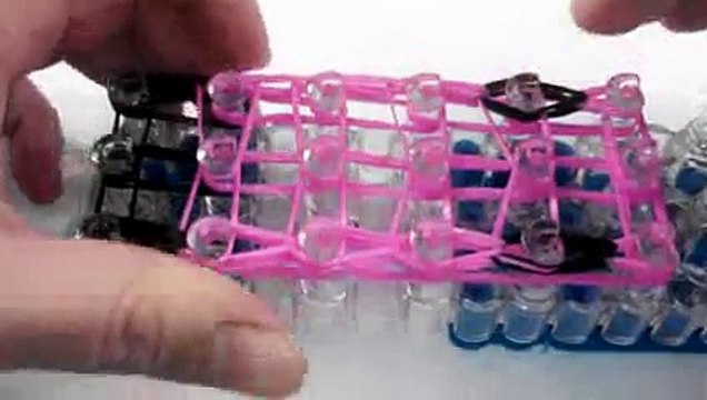 CУМОЧКА ДЛЯ КУКОЛ (monster high,Bratzillaz,barbie) Плетение из резинок Rainbow Loom Bands.