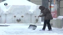 Dha Dış Haber - Yoğun Kar Yağışı ve Şiddetli Rüzgar Sırbistan'da Hayatı Felç Etti