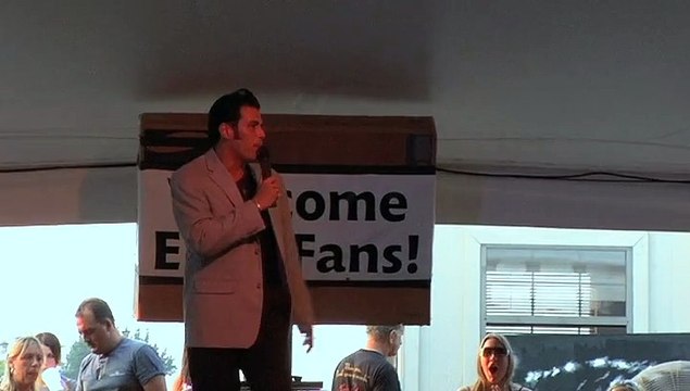 Franz Goovaerts sings 'Return To Sender' Elvis Week 2007