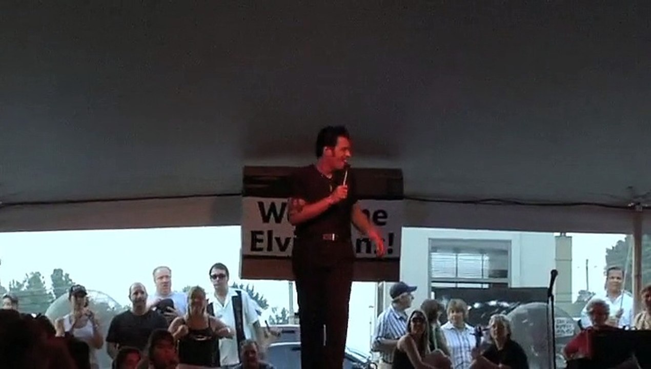 Franz Goovaerts sings 'The Wonder Of You' Elvis Week 2007