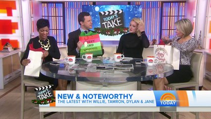 Jane Krakowski Joins TODAY’s Take And Comes Bearing Gifts! | TODAY