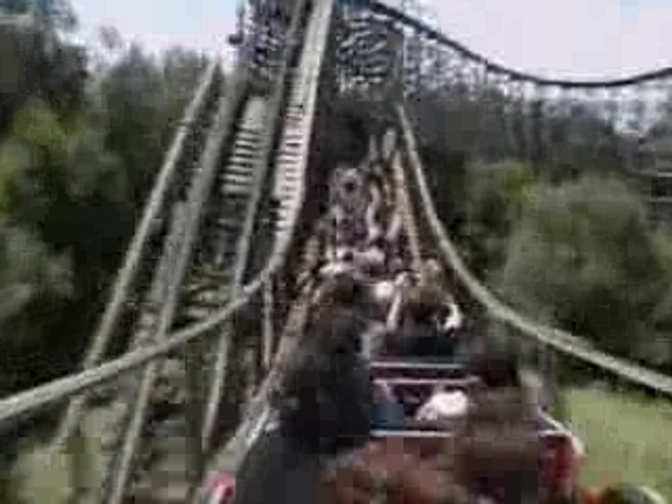 // Tonnerre de Zeus - Parc Asterix