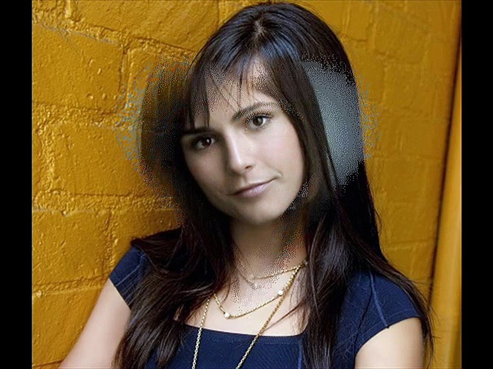 Jordana Brewster Wallpapers Video by www.acelebritynews.com