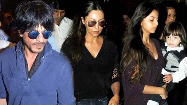 Shahrukh Khan's Daughter Suhana Carries AbRam At The Airport