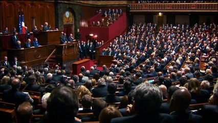 Extrait du documentaire "Attentats : au coeur du pouvoir" sur France 3 (2/2)