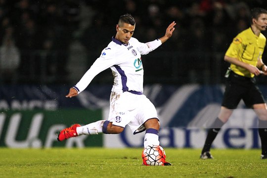 Le coup-franc de Ben Yedder contre Sannois Saint-Gratien