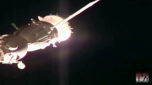 UFOs All Over The Place During Soyuz Docking With ISS On September 15th, 2015. (Extended)