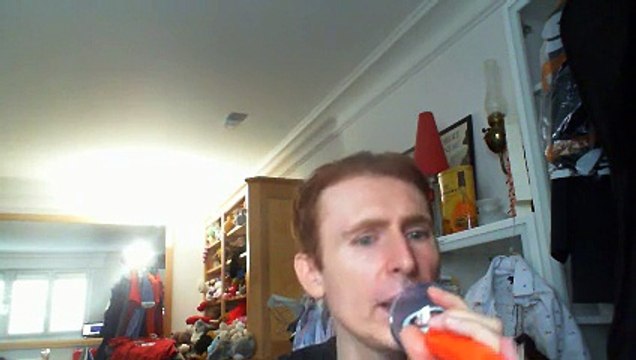 Wiwi égratigne coup de coeur de Kenza Farah & Soprano