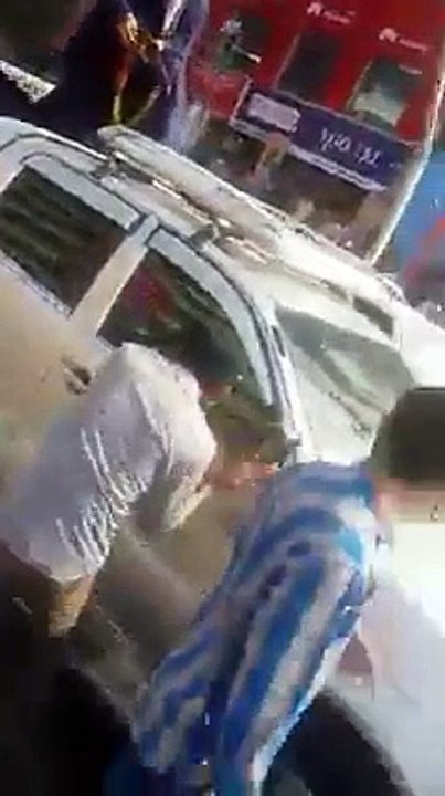 Karachi‬ stands up against VIP Culture