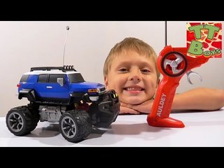 Скачать видео: ✔ Машинки - Монстр Трак от Игорька. Видео для мальчиков | Monster Truck. Cars for the Boys. VLOG