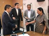 Gandhinagar Gujarat CM with delegation from China Development Bank to setup Industrial Park