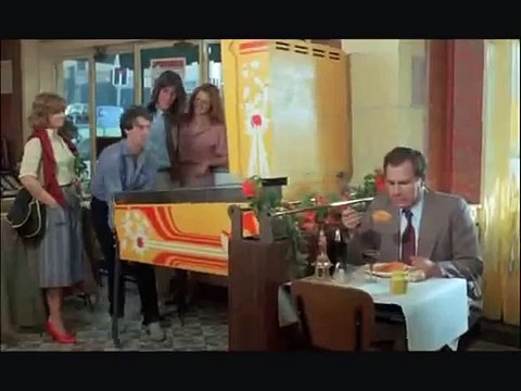 Michel Galabru dans Les sous-doués passent le bac (1980)