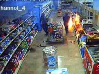 Marketi Yağmalayıp Molotofkokteyli Atan 10 Kişi Gözaltında