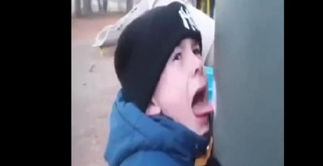 Buzlu direği yalayınca bakın ne oldu