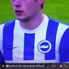 Un jugador de fútbol vomitó previo a un juego luego de ir de fiesta el fin de año