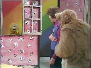 Deck The Halls Christmas Song For Kids | Rainbow Childrens TV Show Series 1