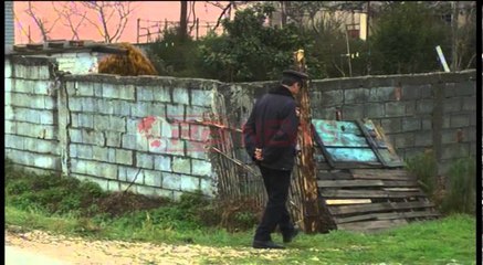 Kavajë vret fqinjin se i preu plepin në pronën e tij- Ora News- Lajmi i fundit-