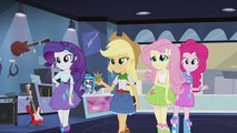 MLP: Equestria Girls Rainbow Rocks | Cortos Animados [2º Corto] Duelo de Guitarras (Españo