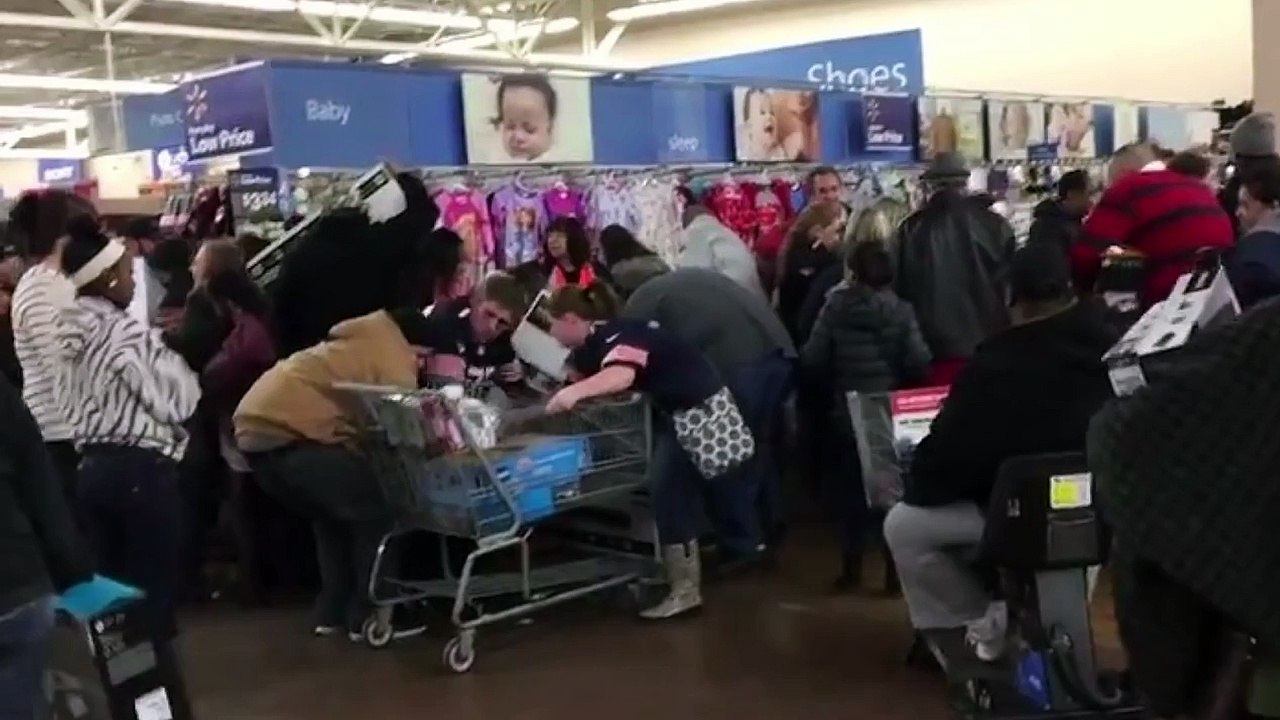 Who Won Black Friday 2015? - The Know