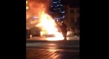 Des jeunes mettent le feu à un sapin de Noël à Bruxelles