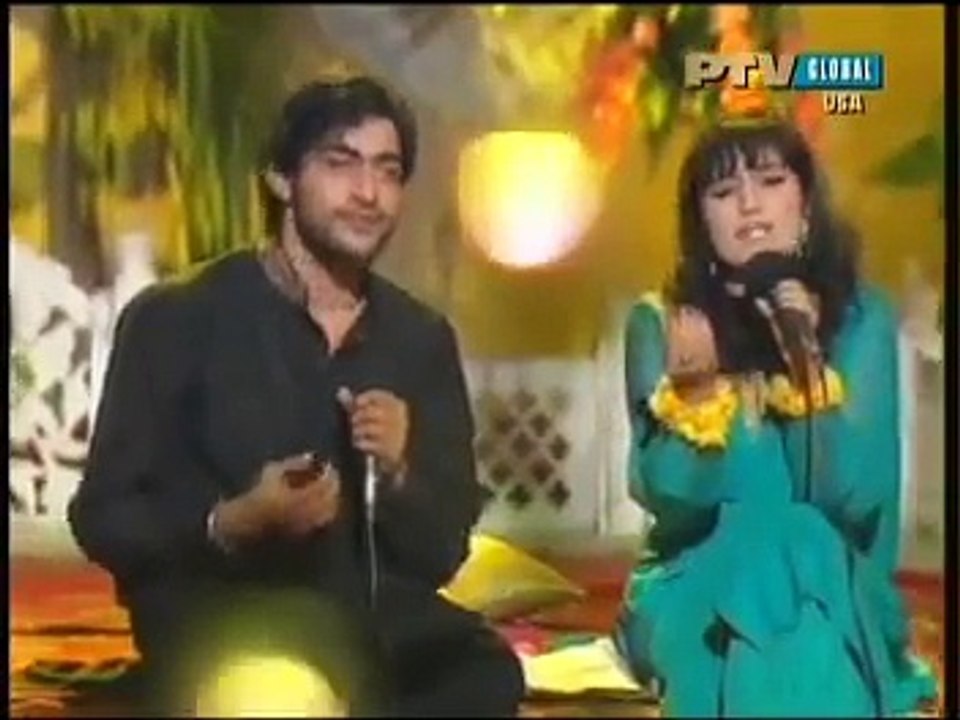 Ali Abbas And Sara Raza Khan KAHEEN DO DIL JO MIL JATAY FULL SONG