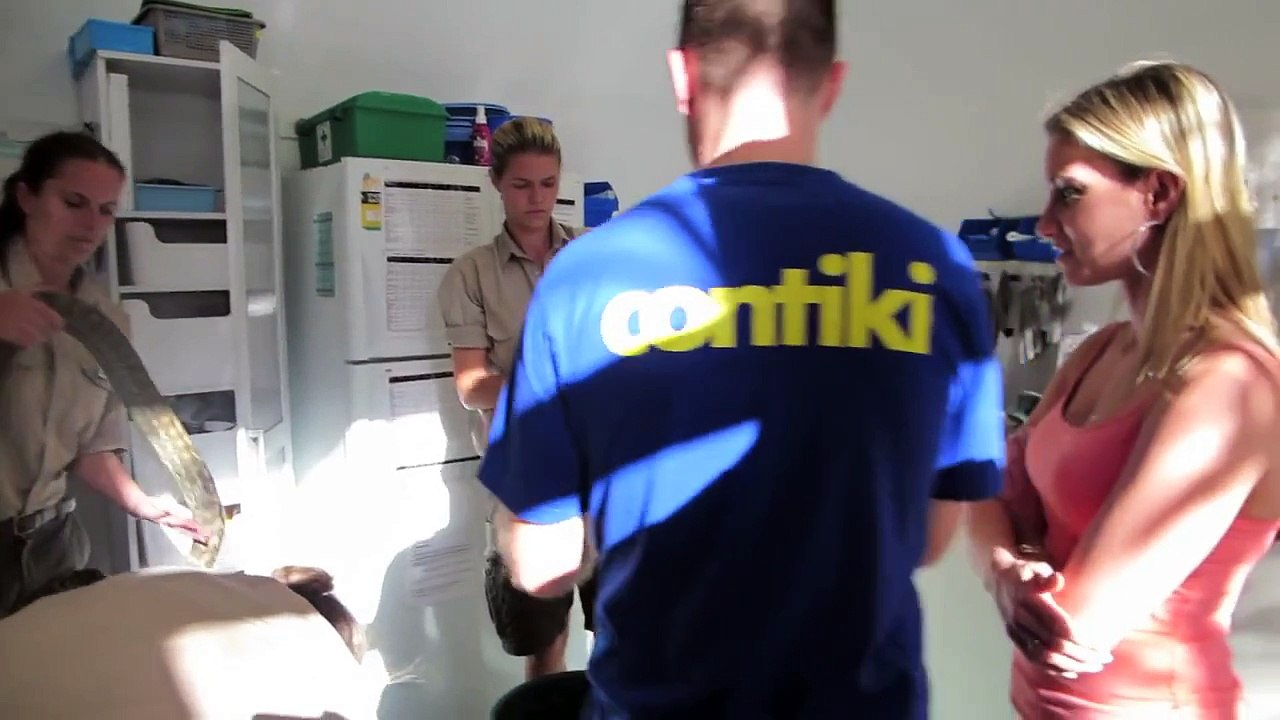 AUSTRALIAN SNAKE PRANK