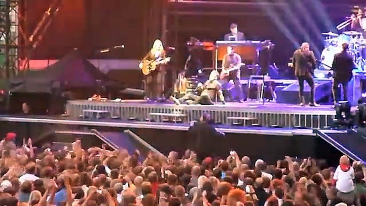 Bruce Springsteen - Spirit In The Night (Live Vienna July 12 2012)