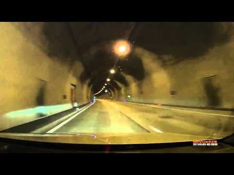 Авария на дороге Неудачно подрезал фуру