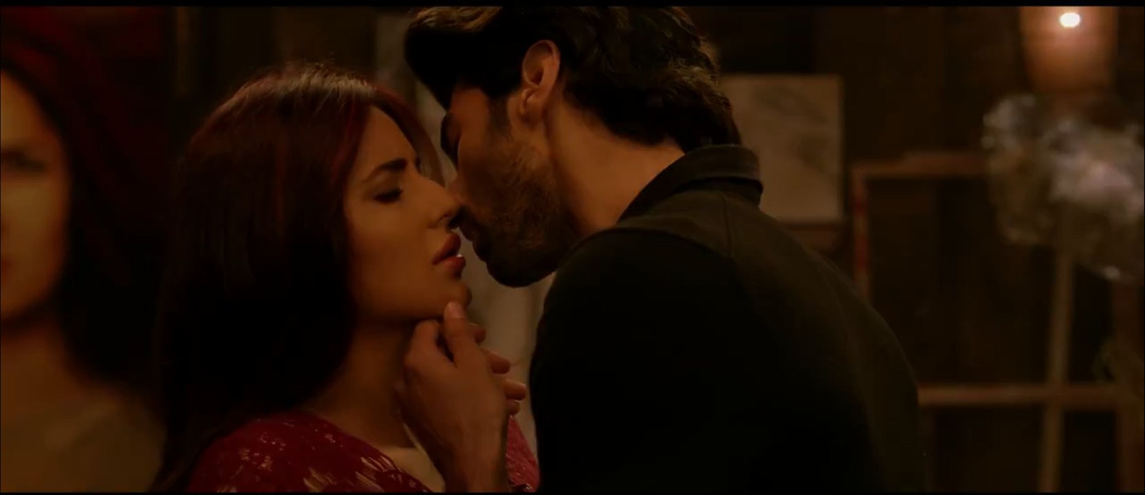 Fitoor - HD Hindi Movie Trailer [2016] Aditya Roy Kapur - Katrina Kaif
