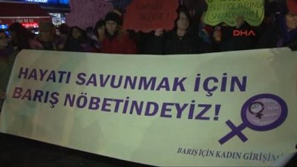 Kadınlar Barış İçin Eylem Yaptı