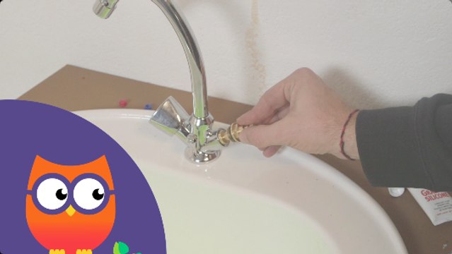 Comment réparer les joints d'un robinet qui fuit (Ooreka.fr)