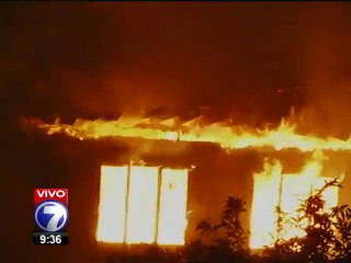 Incendio destruyó recicladora en Los Guido de Desamparados