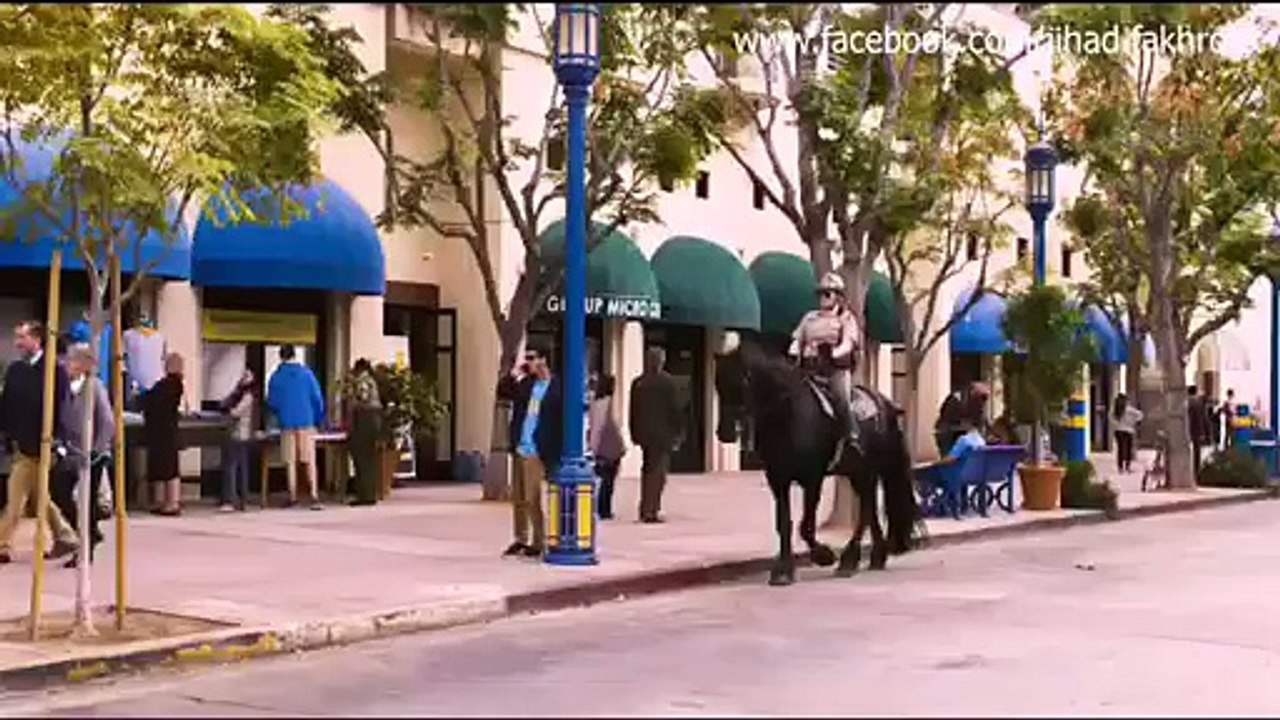 La police de Molenbeek a maintenant des chevaux bien entrainé !
