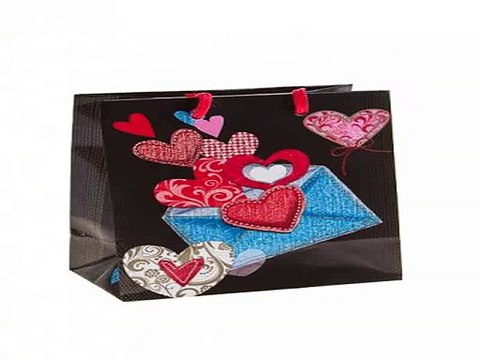 Популярный подарок на день рождения - Пакет подарочный Сердца в конверте в г. Ярославль